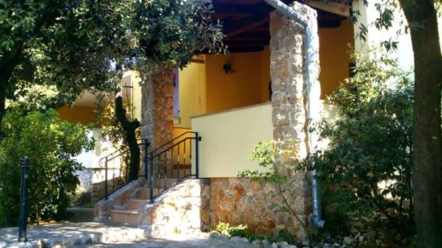 Apartments Mis Петрчане